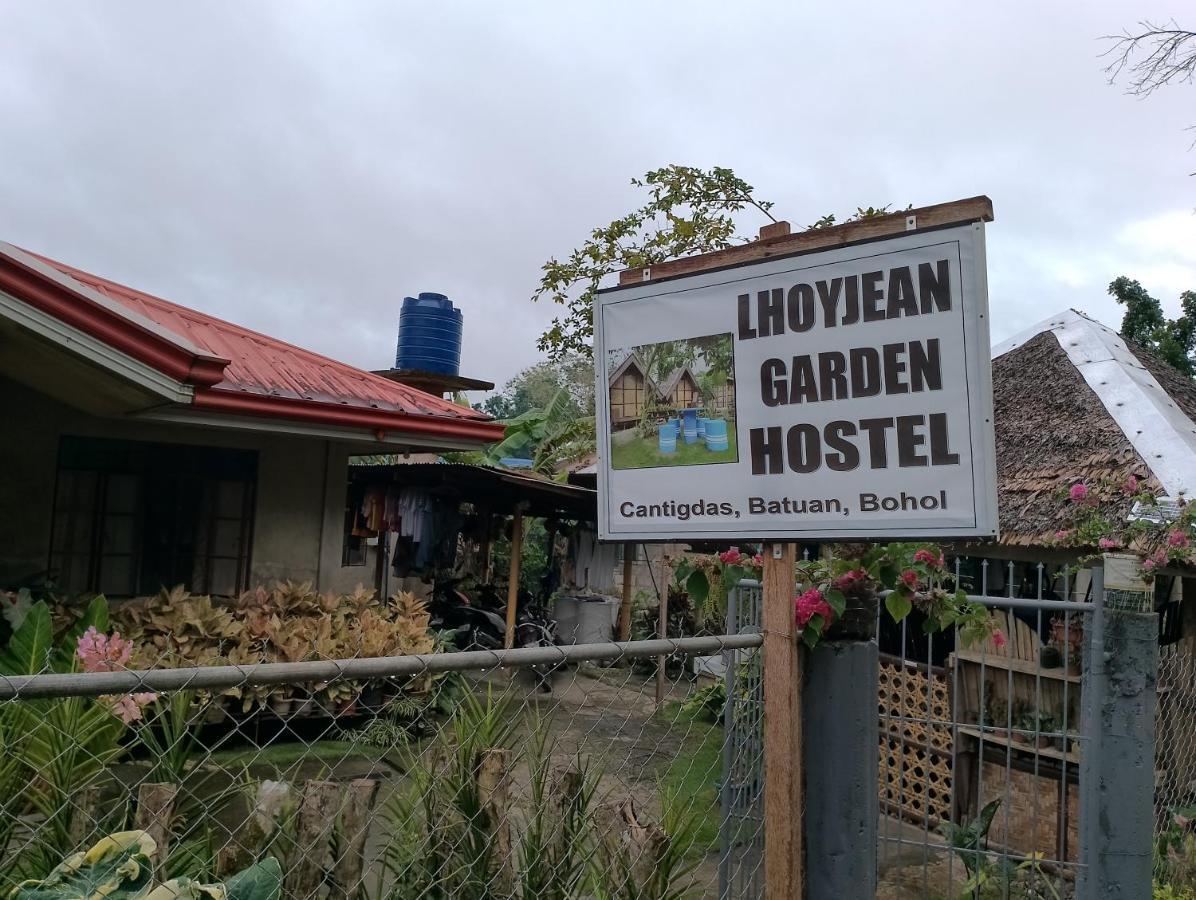 Lhoyjean Garden Hostel Batuan Exterior foto