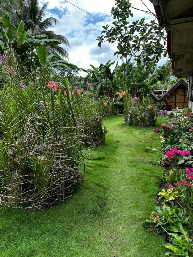 Lhoyjean Garden Hostel Batuan Exterior foto